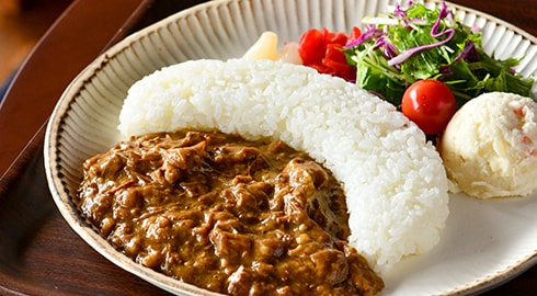 Curry & rice / Hashed meat & rice